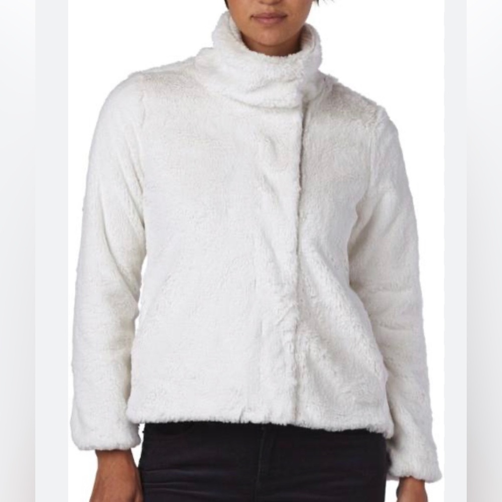 Patagonia White Plush Teddy Fleece Jacket